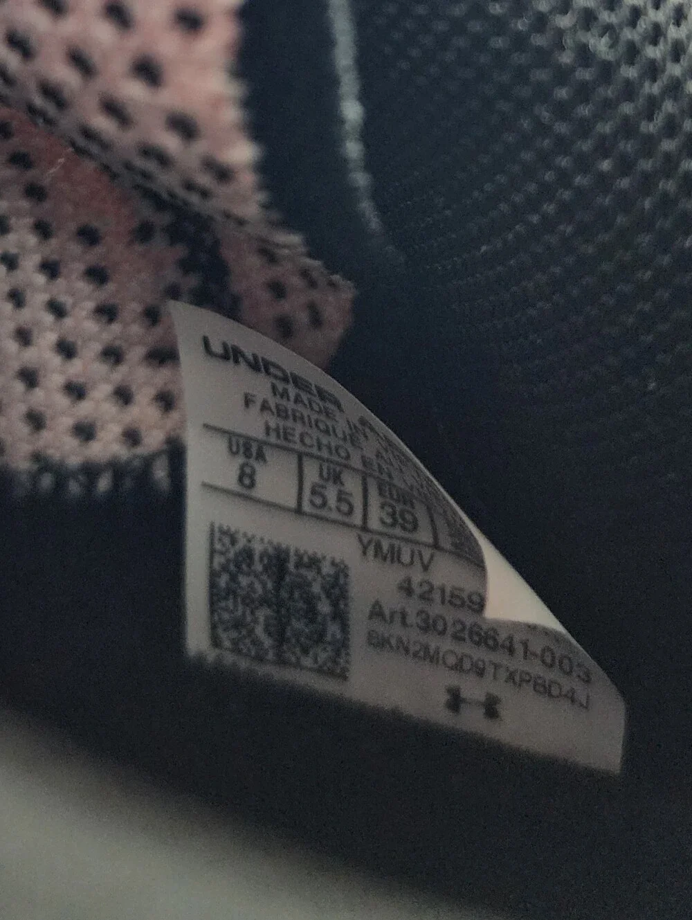 Under Armour Flow Breakthru-4 Basketball Shoes